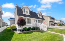 112 Dory Dr, Ocean City, NJ 08226