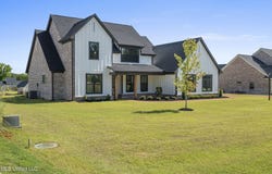 5042 Camp Crossing Crossing, Hernando, MS 38632