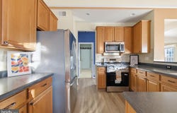 12206 EDDYSTONE Court, WOODBRIDGE, VA 22192