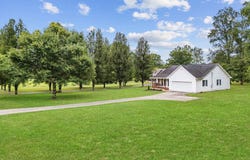 410 Joel Rd, Oliver Springs, TN 37840