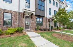 5448 Howington Court E, Buford, GA 30518
