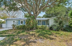 338 SW Winnachee Drive, Stuart, FL 34994