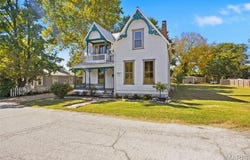6033 Front Street, Kimmswick, MO 63052