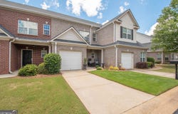 139 Stonebridge, Newnan, GA 30265