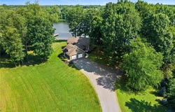 9424 Pendergast Road, Phoenix, NY 13135