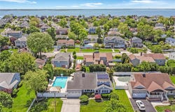 9 W Orlando Street, Massapequa, NY 11758