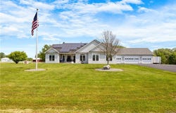 4838 Appaloosa, Clay, NY 13041