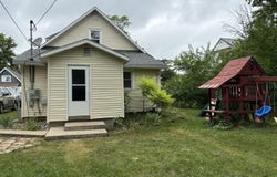 450 Dickinson Avenue, Van Wert, OH 45891