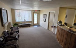 22 W 8th Street, Anderson, IN 46016