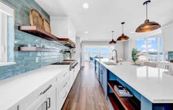915 BAYSHORE DRIVE, TARPON SPRINGS, FL 34689