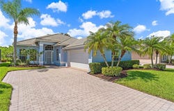 1327 NW Mossy Oak Way, Jensen Beach, FL 34957