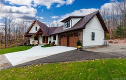 10927 Darien Road, Colden, NY 14080