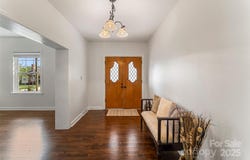 302 White Street, Morganton, NC 28655