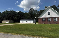 6252 Arbuckle Lane, Marion, IL 62959