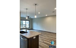 952 1st Ave, Edgerton, MN 56128