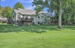 211 Emerald Meadows Drive, Arnolds Park, IA 51331