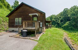 1869 Begonia Way, Sevierville, TN 37876