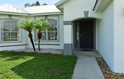 5266 NW E Delwood Drive, Port St Lucie, FL 34986