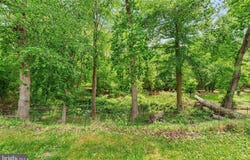 30 SAN DIEGO DRIVE, MAGNOLIA, NJ 08049