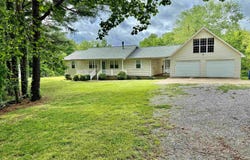 4815 Webb Store, Hornbeak, TN 38232