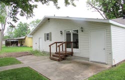 107  Fairview Drive, Carmi, IL 62821