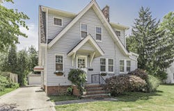 4382 Elmwood Road, South Euclid, OH 44121