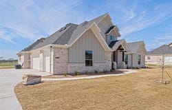 420 Paradise Ridge Drive, Waxahachie, TX 75167
