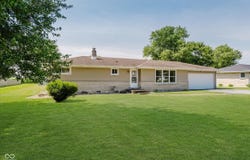 543 W Gossett Road, Frankfort, IN 46041