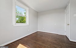 2111 DELMAR DRIVE, FOLCROFT, PA 19032