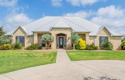 209 Haciendas Drive, Weatherford, TX 76087