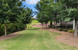 301 Hayden Circle, Woodstock, GA 30189