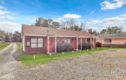 5013 Ogeechee Road, Savannah, GA 31405
