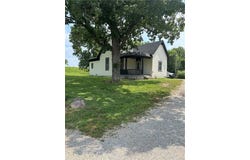 901-903 S Main Street, Lansing, KS 66043