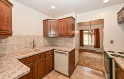 7921 S 68th St, Franklin, WI 53132