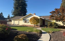 2303 Oak Knoll Drive, Santa Rosa, CA 95403