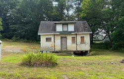 13 Sand Street, Camden, ME 04843
