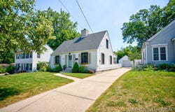 320 Lawndale Avenue NE, Grand Rapids, MI 49503