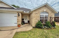 510 Maplewood  DR, Centerton, AR 72719