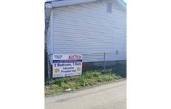 4 1/2 117th Kanawha Avenue, Chesapeake, WV 25315