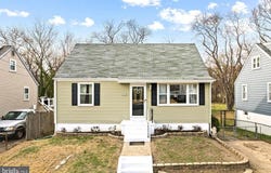 913 LENTON AVENUE, BARRINGTON, NJ 08007