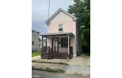 1105 N CHESTNUT STREET, PAULSBORO, NJ 08066