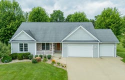 71462 Fox Creek Boulevard, Lawton, MI 49065