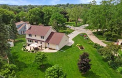 17035 Elizabeth Dr, Brookfield, WI 53005
