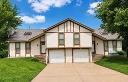 124 N Saxony Drive, Olathe, KS 66061