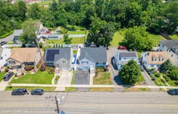 212 Freeman Street, Woodbridge, NJ 07095