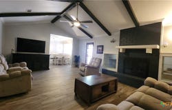 204 Cherokee Lane, Victoria, TX 77901