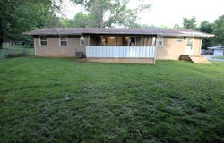 1653 S Ferguson Avenue, Springfield, MO 65807