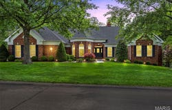 26 Windcastle Drive, St Charles, MO 63304