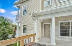 601 Vly Pointe Drive, Niskayuna, NY 12309