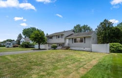 267 Church Ln, Wayne Twp., NJ 07470-3324